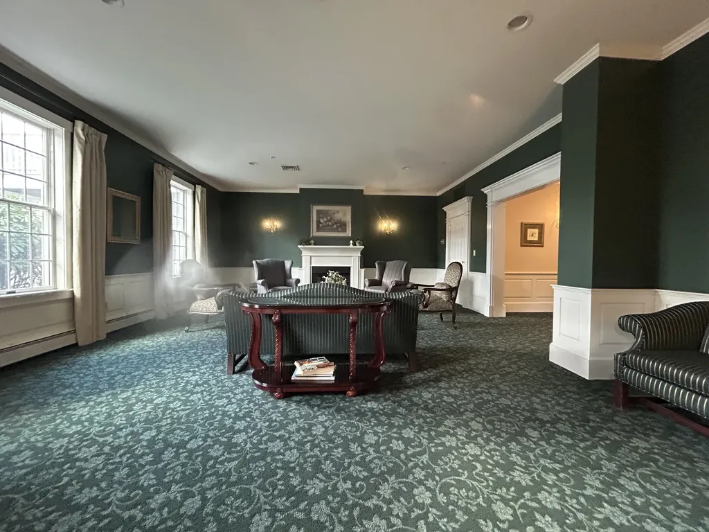 42 Farragut Way Kennebunk ME 04043