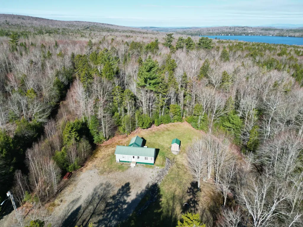 31 Burnham Road Burlington ME 04417