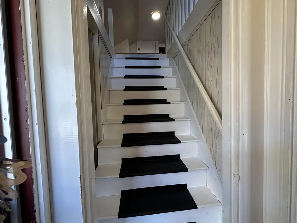 94 Western Promenade Auburn ME 04210
