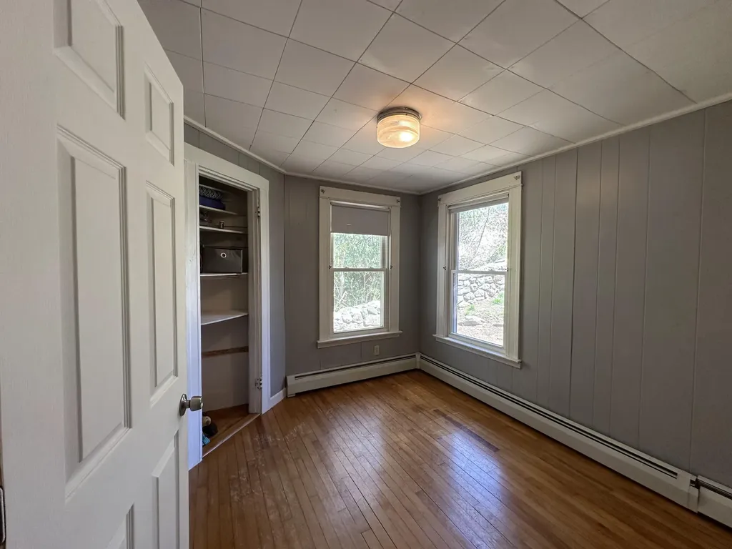 94 Western Promenade Auburn ME 04210