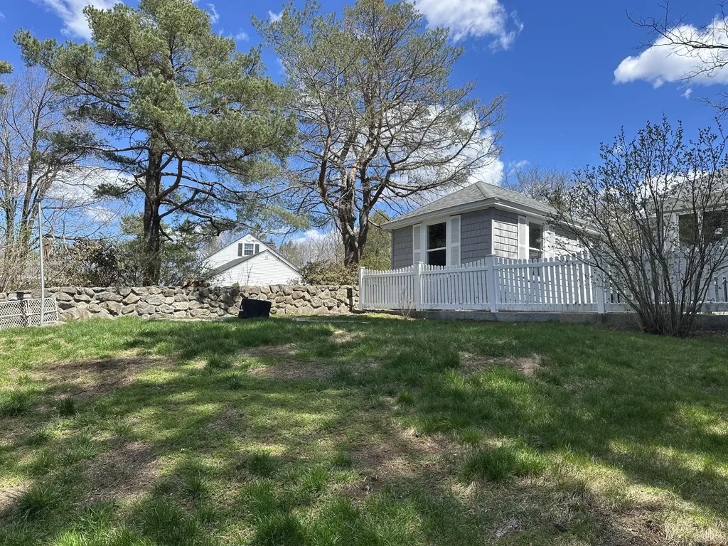 94 Western Promenade Auburn ME 04210