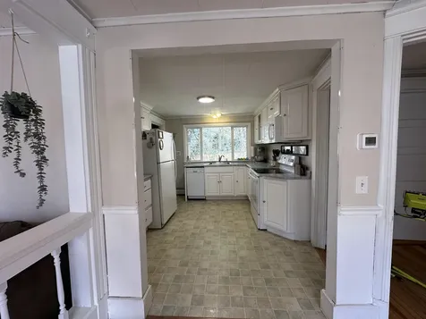 94 Western Promenade Auburn ME 04210