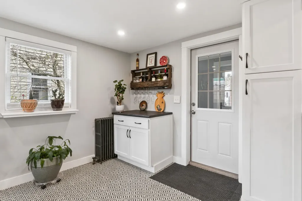 34 Dartmouth Street Biddeford ME 04005