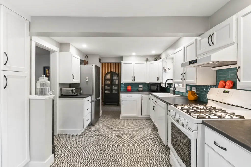 34 Dartmouth Street Biddeford ME 04005