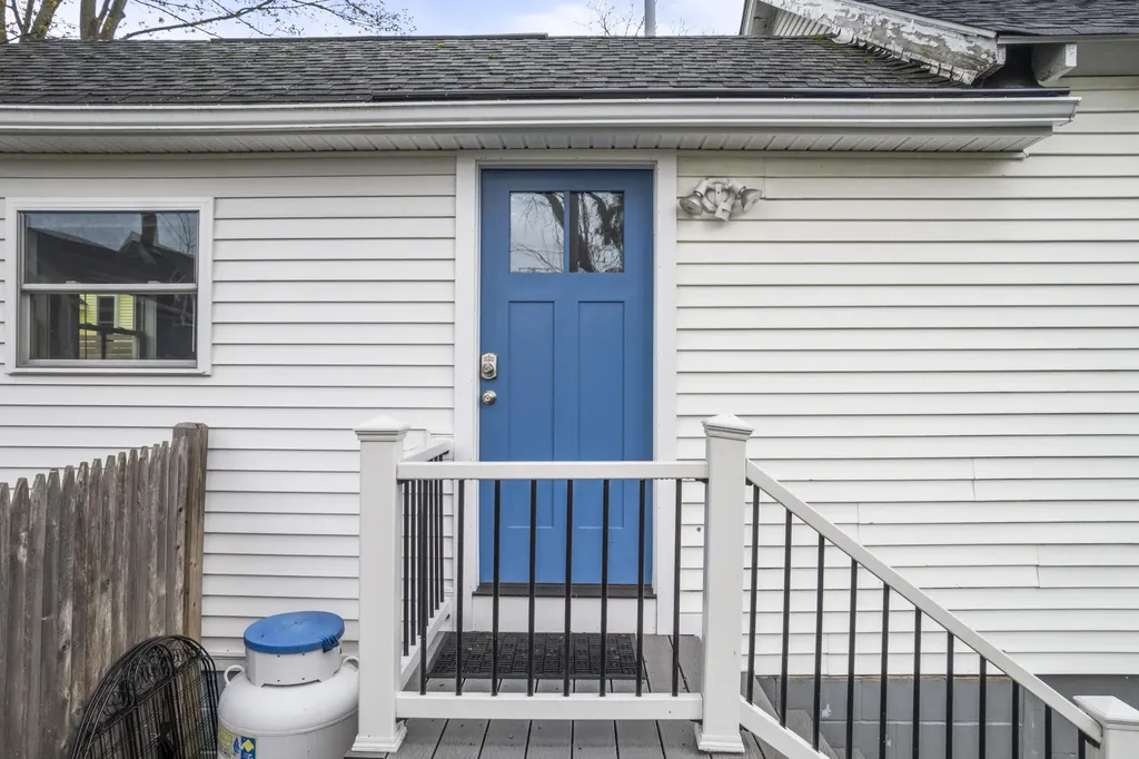 34 Dartmouth Street Biddeford ME 04005