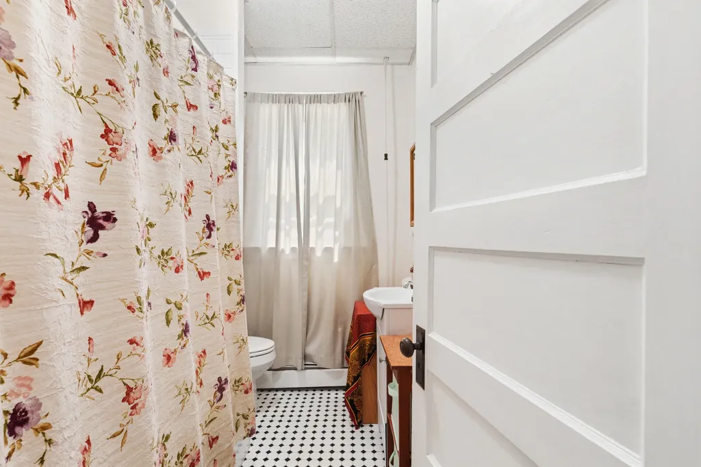 3 Leighton Street Sanford ME 04073