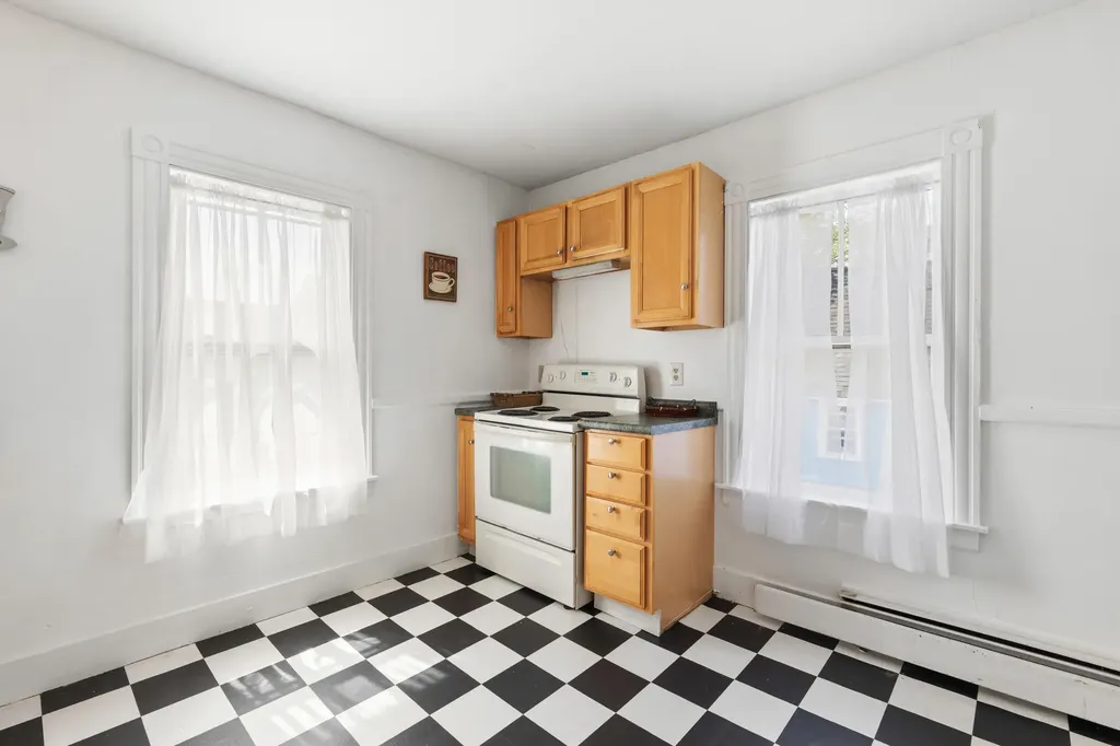 3 Leighton Street Sanford ME 04073