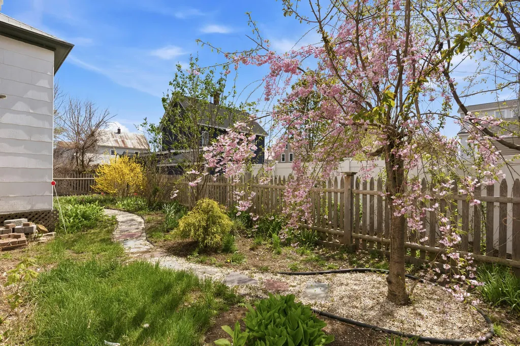 3 Leighton Street Sanford ME 04073