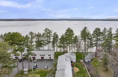 1112 Roosevelt Trail Windham ME 04062