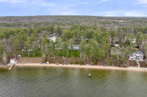 1112 Roosevelt Trail Windham ME 04062