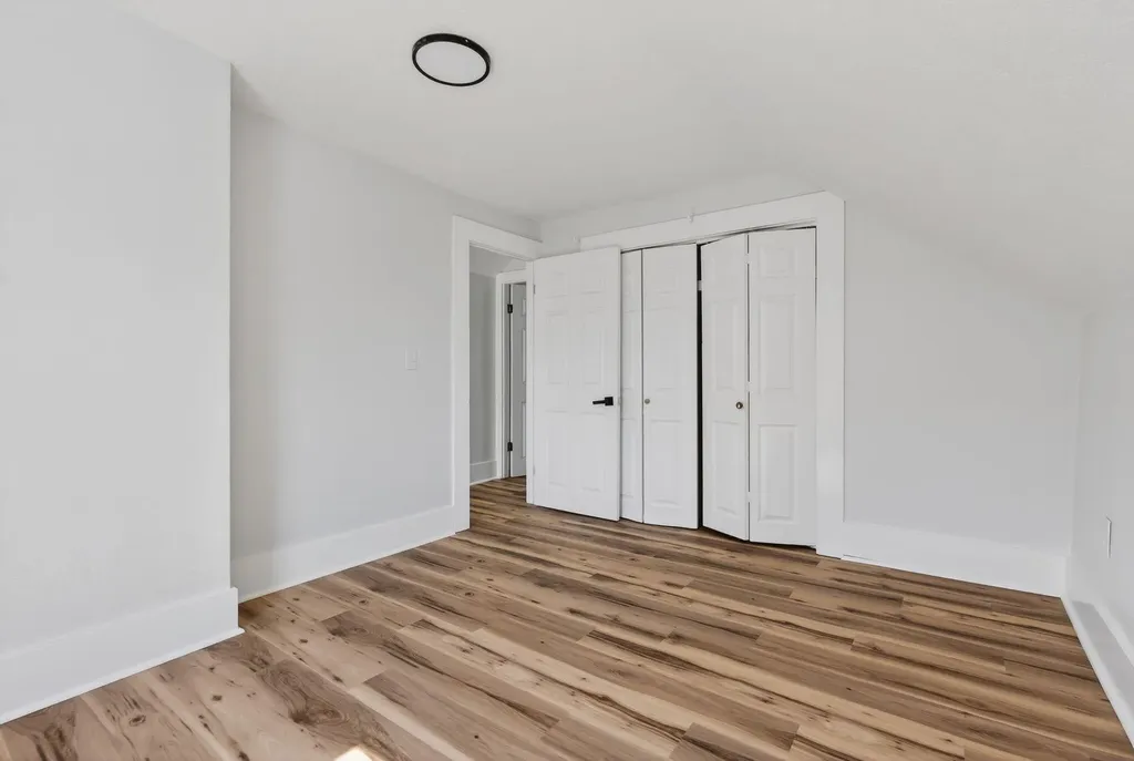 26 Vernon Street Auburn ME 04210