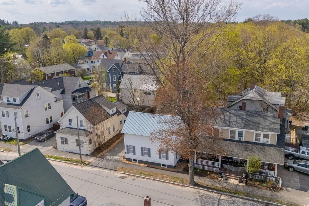 26 Vernon Street Auburn ME 04210