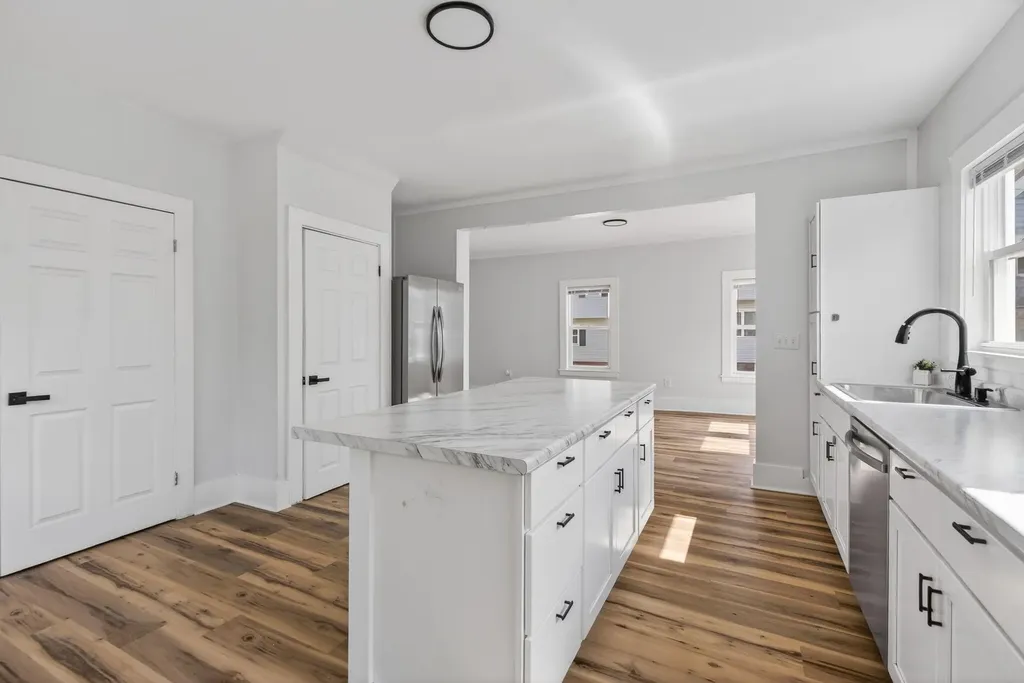 26 Vernon Street Auburn ME 04210