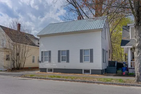 26 Vernon Street Auburn ME 04210