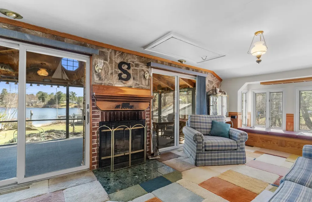 31 Northeast Road Waterboro ME 04087