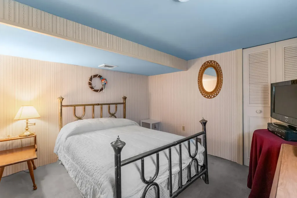 31 Northeast Road Waterboro ME 04087