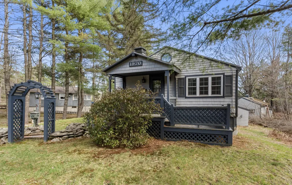 31 Northeast Road Waterboro ME 04087