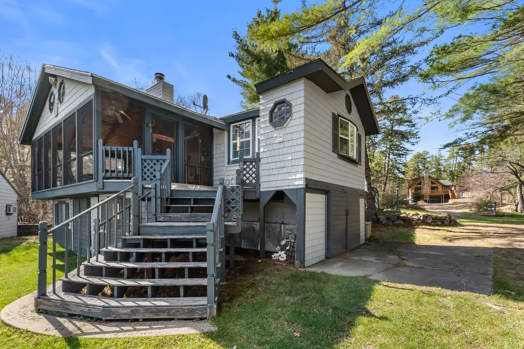 31 Northeast Road Waterboro ME 04087