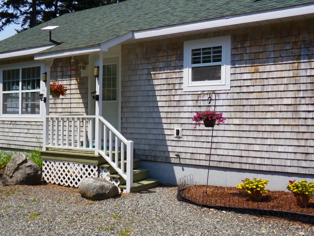 73 Taunton Bay Shores Road Franklin ME 04634