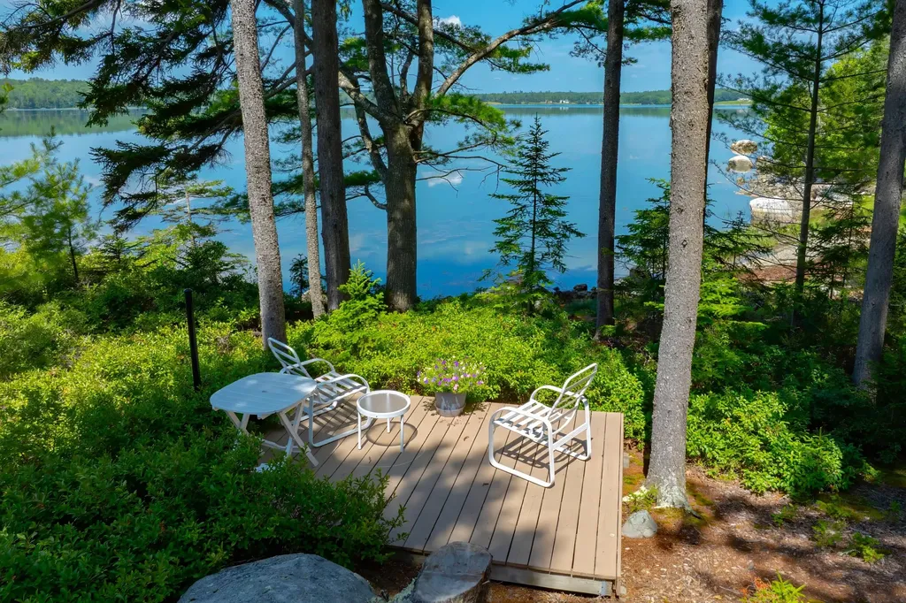 73 Taunton Bay Shores Road Franklin ME 04634