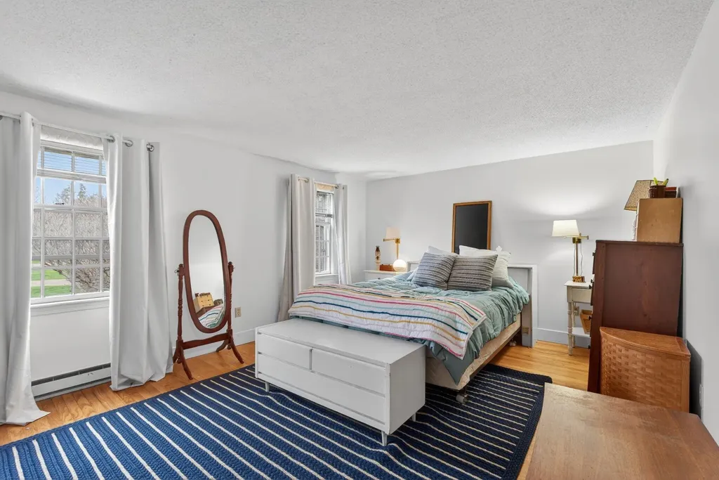 67 Starboard Drive Cape Elizabeth ME 04107