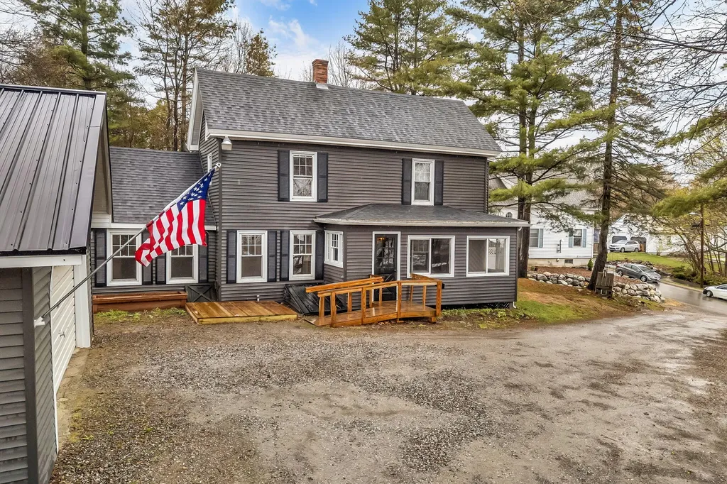 22 Parker Street Bangor ME 04401