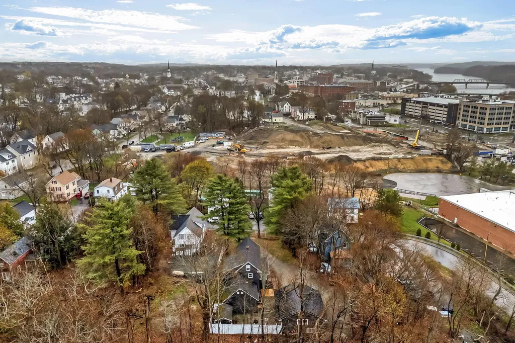 22 Parker Street Bangor ME 04401