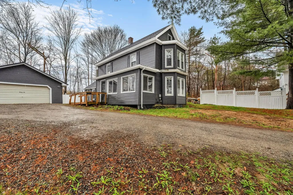 22 Parker Street Bangor ME 04401