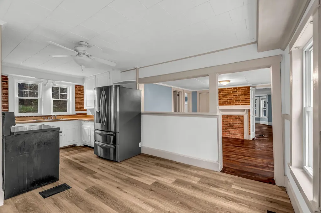 22 Parker Street Bangor ME 04401