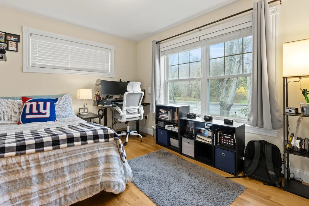 690 Auburn Street Portland ME 04103