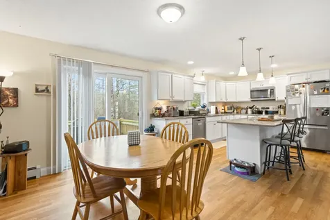 690 Auburn Street Portland ME 04103