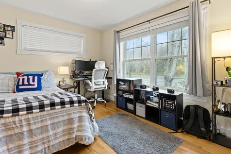 690 Auburn Street Portland ME 04103