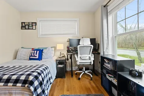 690 Auburn Street Portland ME 04103