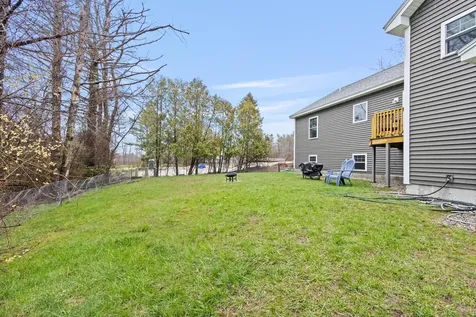 690 Auburn Street Portland ME 04103