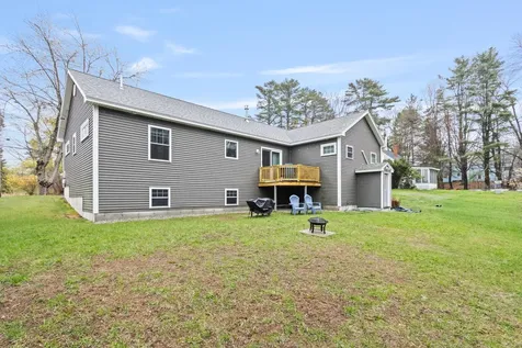 690 Auburn Street Portland ME 04103