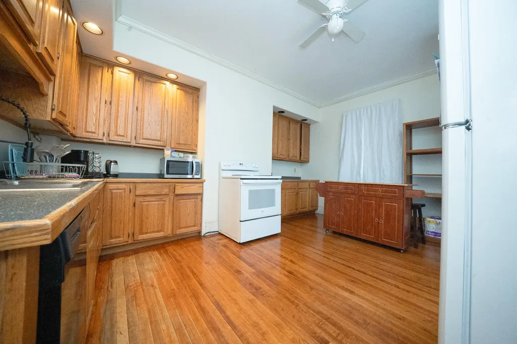 115 Essex Street Bangor ME 04401