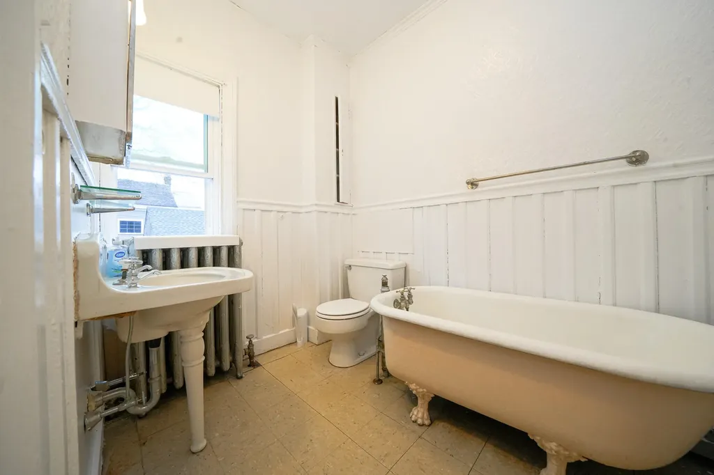 115 Essex Street Bangor ME 04401