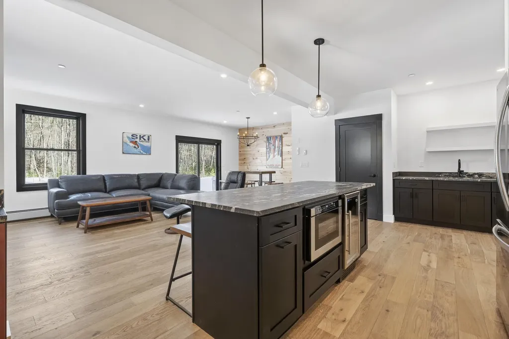 15 Lodgepole Lane Newry ME 04261