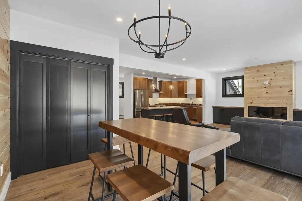 15 Lodgepole Lane Newry ME 04261