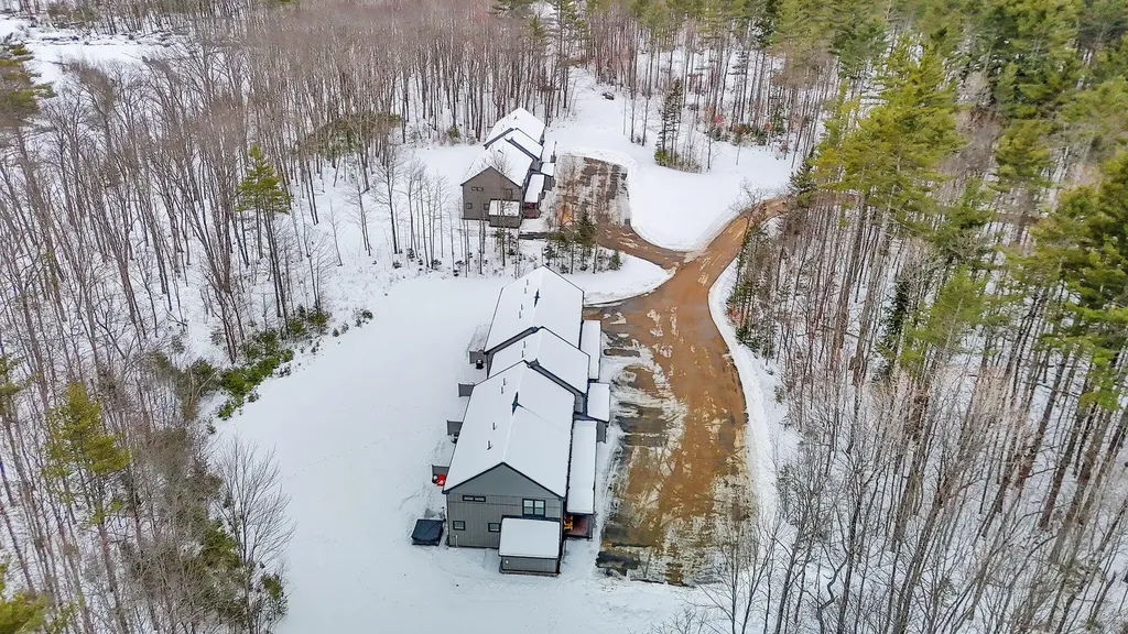 15 Lodgepole Lane Newry ME 04261