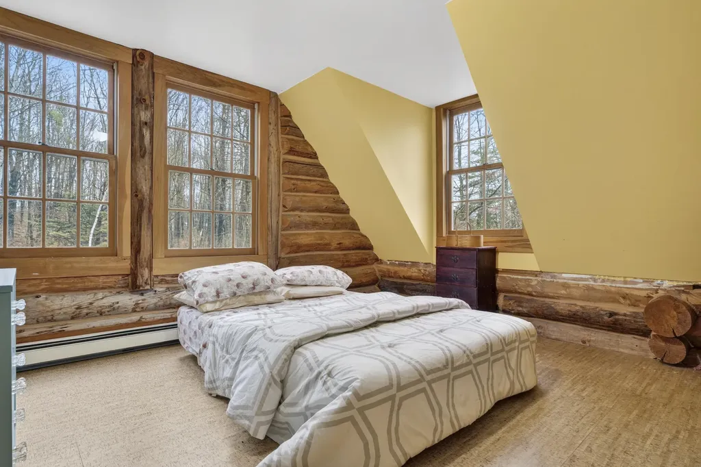 40 Dyer Road Raymond ME 04071