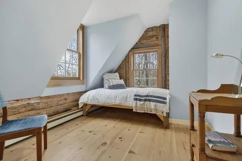 40 Dyer Road Raymond ME 04071