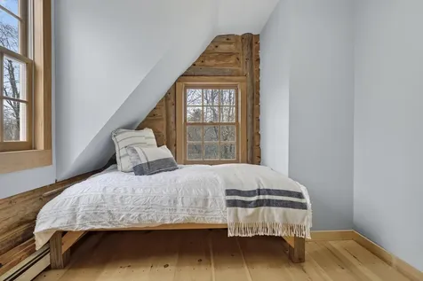 40 Dyer Road Raymond ME 04071