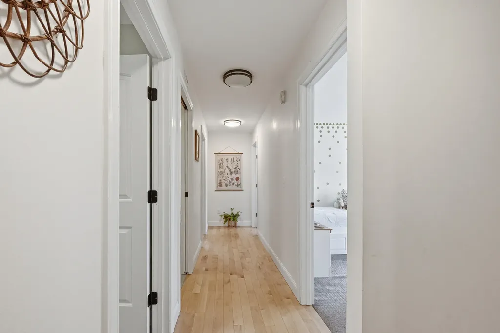 25 Owens Way Scarborough ME 04074