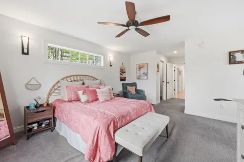 25 Owens Way Scarborough ME 04074