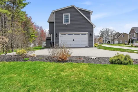 25 Owens Way Scarborough ME 04074