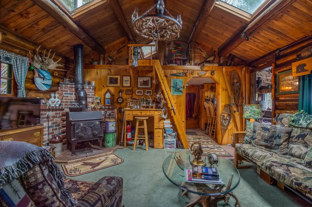 120 South Shore Drive Rangeley Plt ME 04970