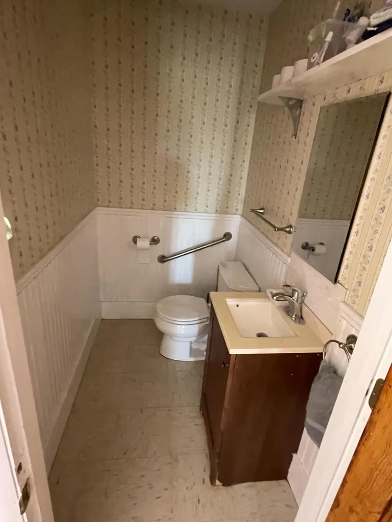 20 Bean Hill Harmony ME 04942