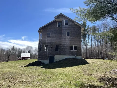 20 Bean Hill Harmony ME 04942