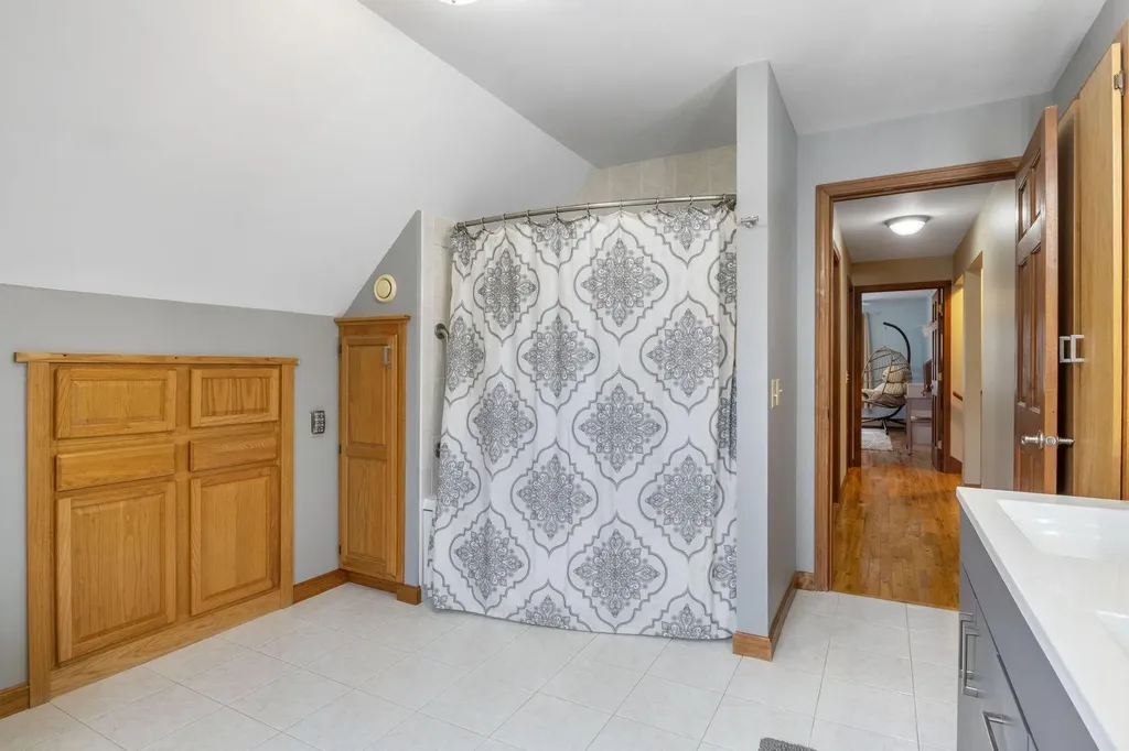 148 Spiller Hill Road Raymond ME 04071